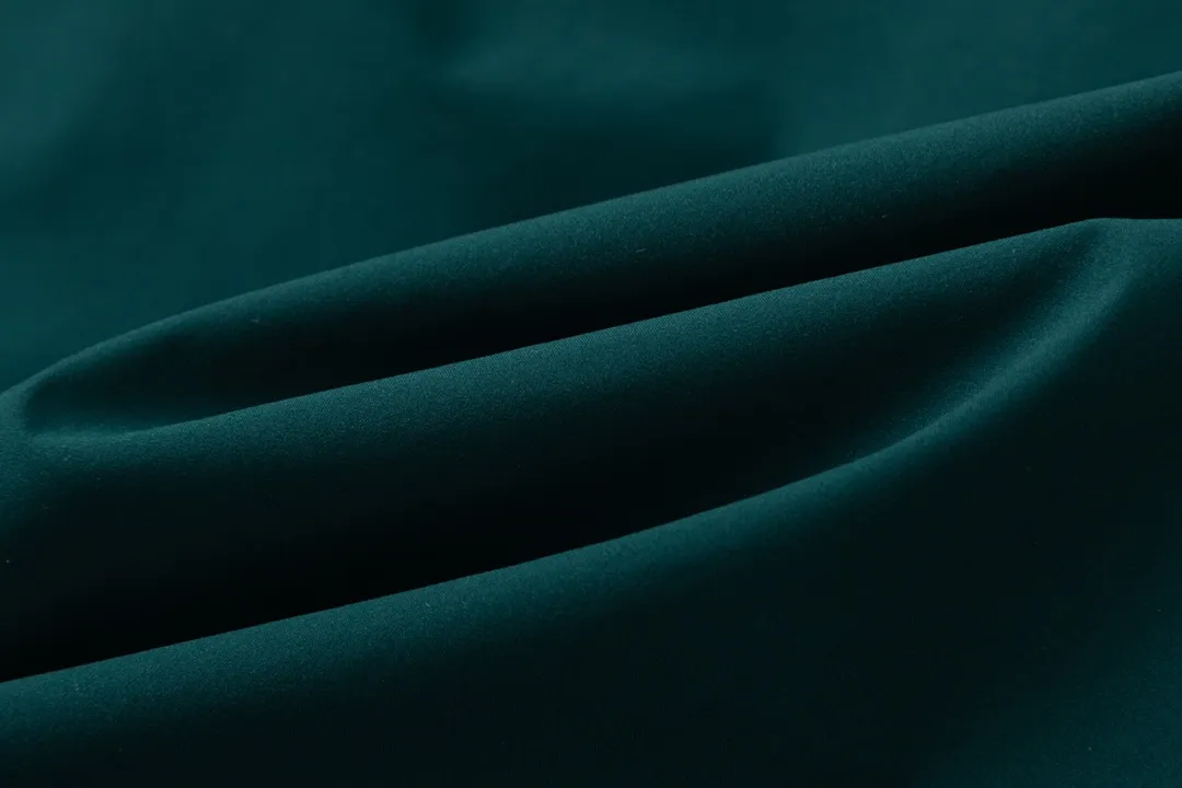 hellyhansen hh : dermizax ，jis ， ，.。 ， Breathable ， ， 。 ， ， 。 : ， 、 。 : ， size: S-XXXL :Black Green
